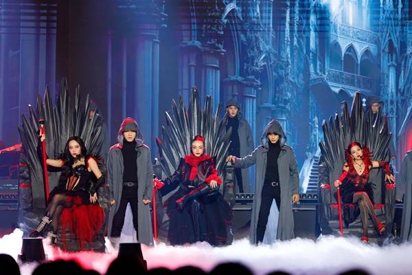 Trang Pháp đối đầu Lệ Quyên-1