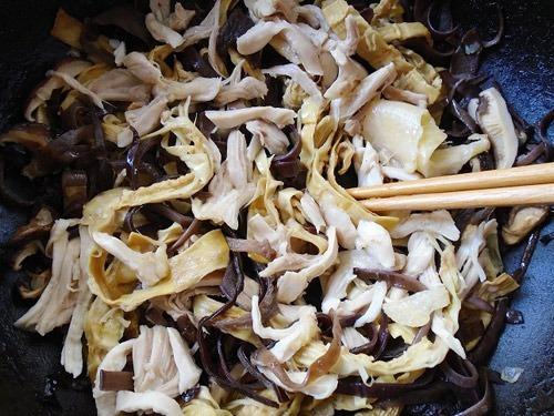 Ăn mộc nhĩ kiểu này chẳng khác nào rước độc vào người, biết mà tránh kẻo hại sức khỏe-2