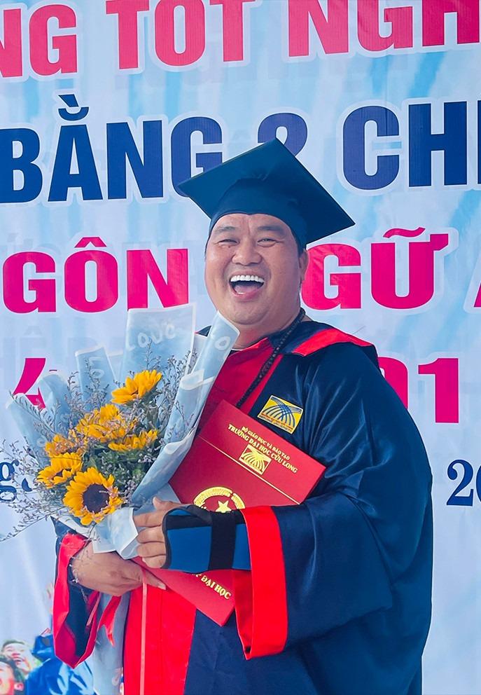 Danh hài Hoàng Mập tuổi 52: Cơ ngơi bạc tỷ, hôn nhân viên mãn bên vợ kín tiếng-5