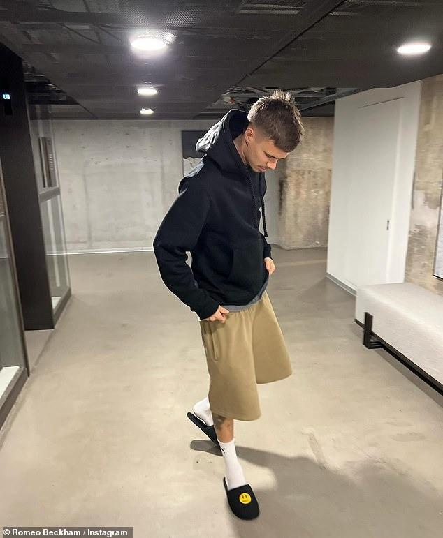 Bạn gái nấu món Việt Nam cho con trai Beckham-7