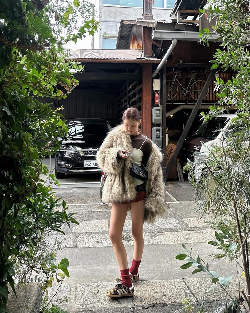 Trời lạnh diện áo lông là chuẩn, vừa ấm vừa chảnh tuyệt đối-6