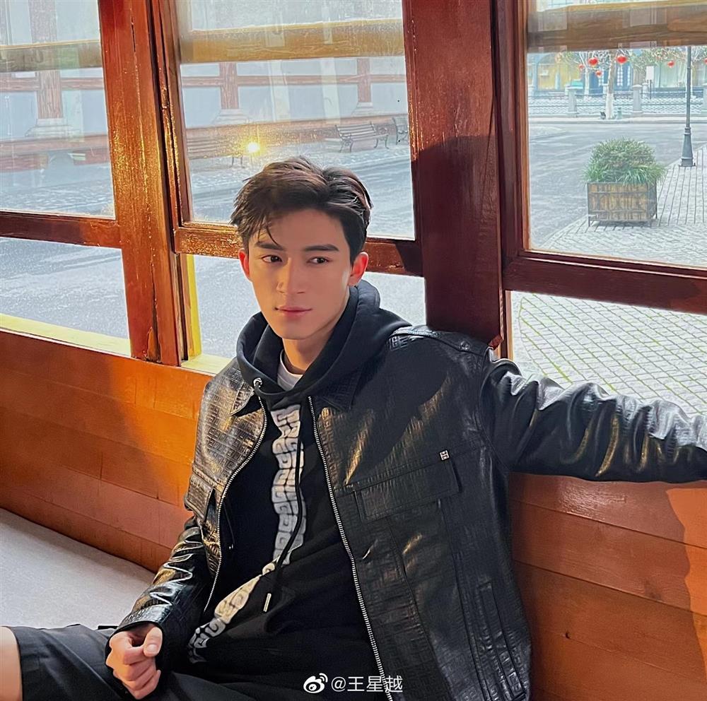 Mỹ nam Ninh An Như Mộng từng là nạn nhân bạo lực học đường, xuất sắc đỗ đại học ở tuổi 15-7