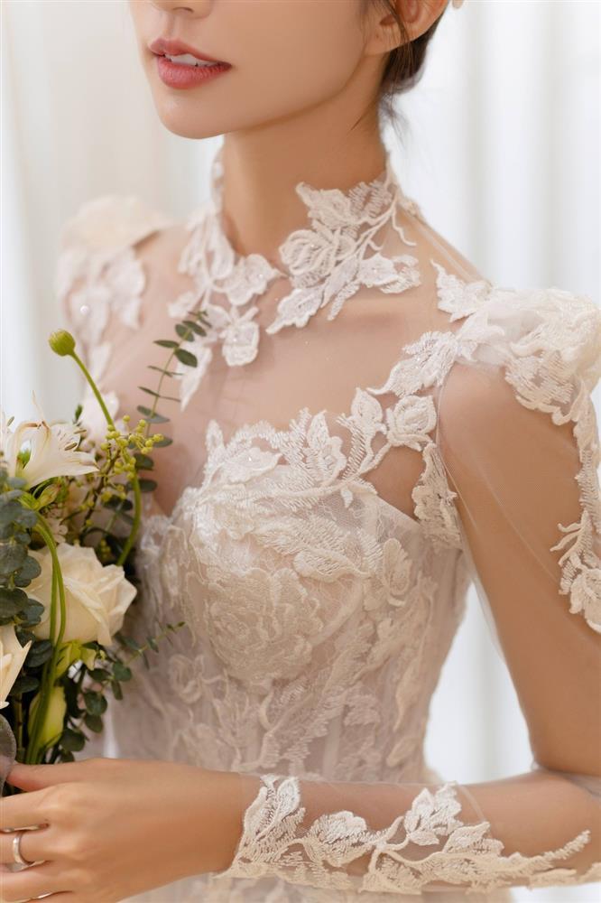 Diễn viên Ngọc Huyền diện 4 chiếc váy cưới, giá 271 triệu đồng-6