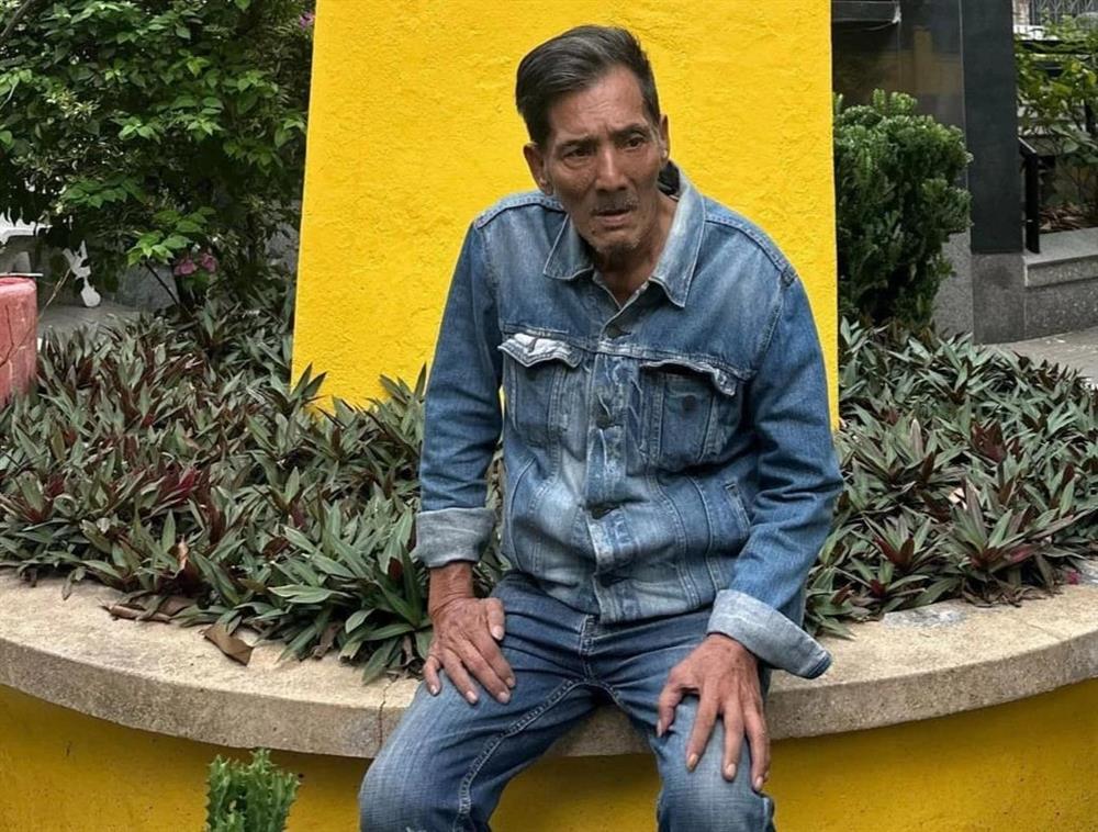 Hình ảnh tiều tụy của nghệ sĩ Thương Tín sau cơn đột quỵ lần 2 khiến nhiều người xót xa-3