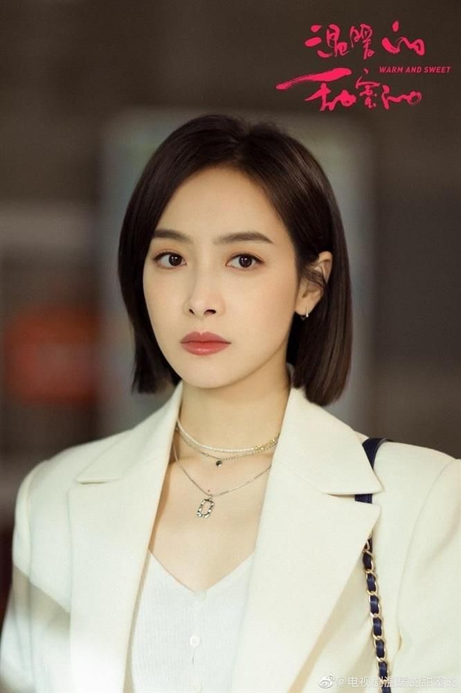 Tống Thiến bị chê trong phim mới nhưng lại cứu nhà đài khỏi sụp đổ-11