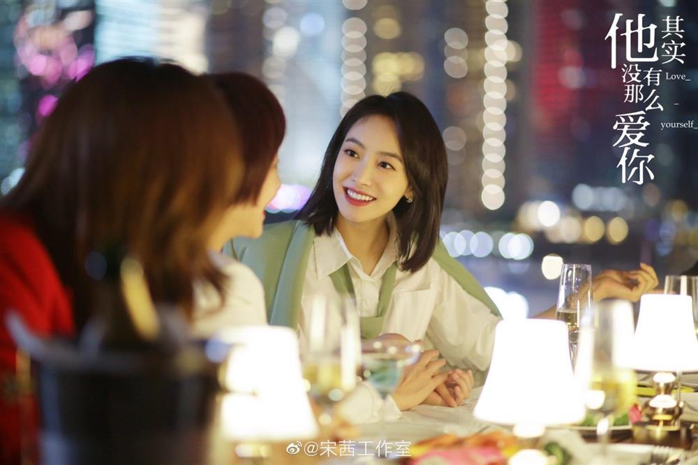 Tống Thiến bị chê trong phim mới nhưng lại cứu nhà đài khỏi sụp đổ-9