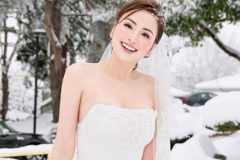 Hoa hậu Diễm Hương sau khi định cư ở Canada: Lấy chồng lần ba, làm nhiều nghề kiếm sống-1