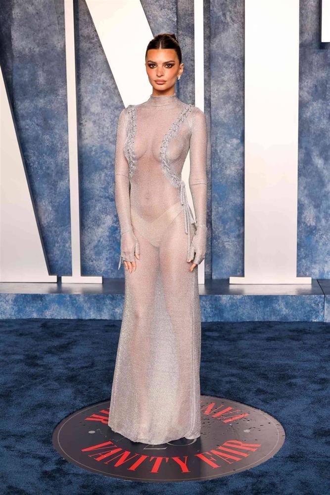 Siêu mẫu hở bạo Emily Ratajkowski khẳng định không quan tâm dư luận-2