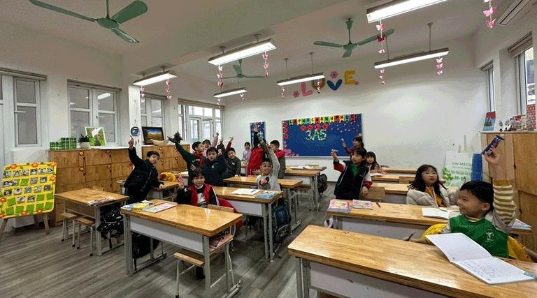 Nhiều trường Hà Nội cho học sinh nghỉ học vì trời rét-1