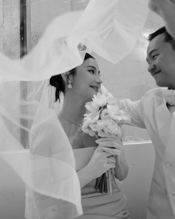 Ảnh cưới chưa từng công bố của Diễm My 9X và chồng doanh nhân điển trai-2
