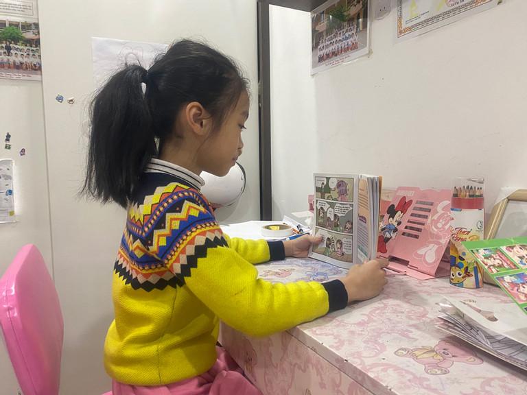 Con nghỉ học vì rét, bố mẹ đại chiến, bốc thăm chọn người trông-1