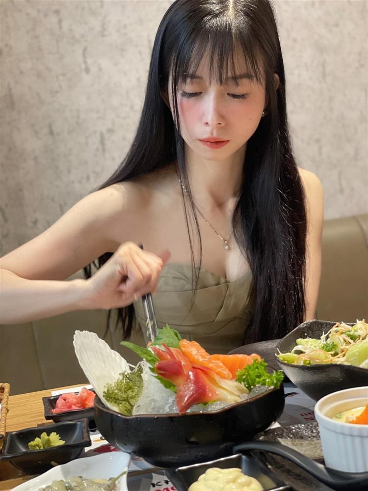 Hot girl taekwondo Châu Tuyết Vân có cơ bụng số 11 chắc như đá tảng nhờ đâu?-2