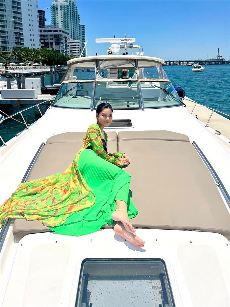 Á hậu Phương Thảo lên tiếng về ồn ào mua giải, làm nghề chăn dắt-1