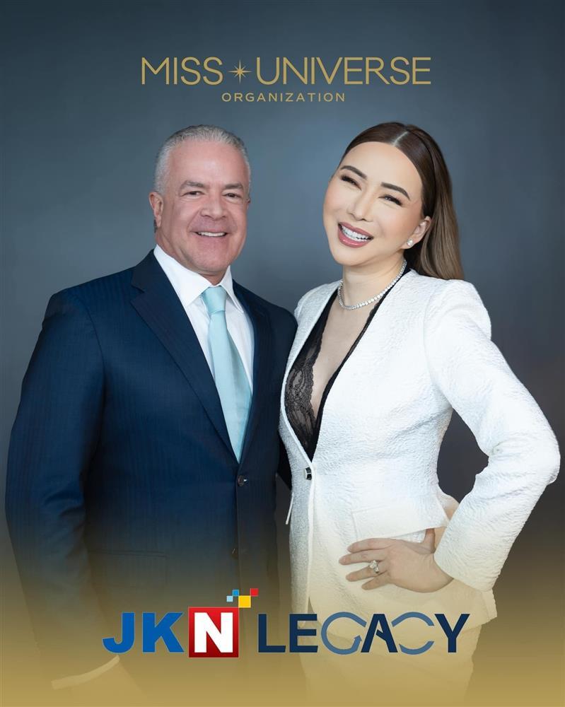 Nữ tỷ phú chuyển giới bán 50% cổ phần Hoa hậu Hoàn vũ-2