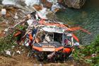 Vụ xe khách tai nạn ở Đà Nẵng: Tăng tối đa lực lượng cứu 20 người bị thương