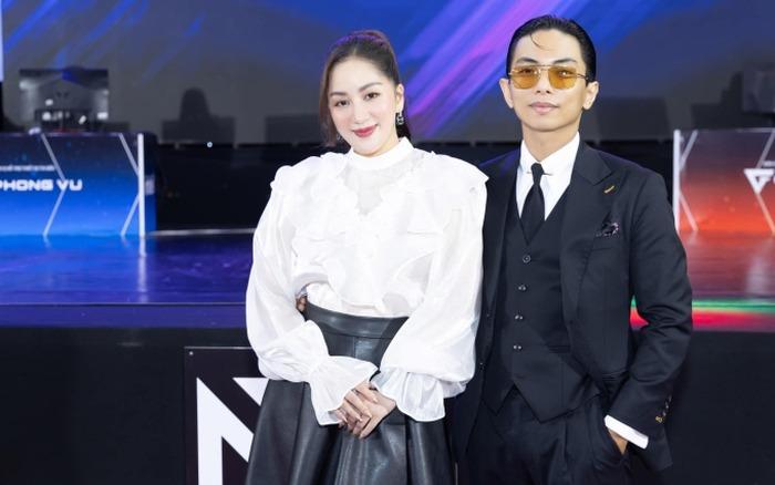 Khánh Thi xuất hiện bên Phan Hiển sau thời gian sang Singapore chữa bệnh-1