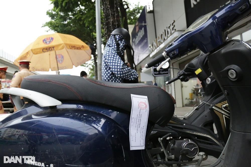 Người vi phạm bỏ xe làm tăng áp lực lên các bãi tạm giữ-2