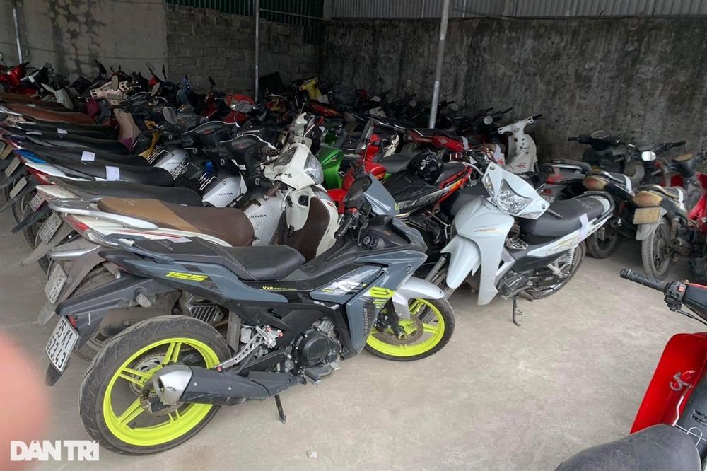 Người vi phạm bỏ xe làm tăng áp lực lên các bãi tạm giữ-3