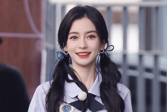 Angelababy bất ngờ bị nhân viên 'Keep Running' tố bắt nạt, thái độ thô lỗ với đồng nghiệp trẻ