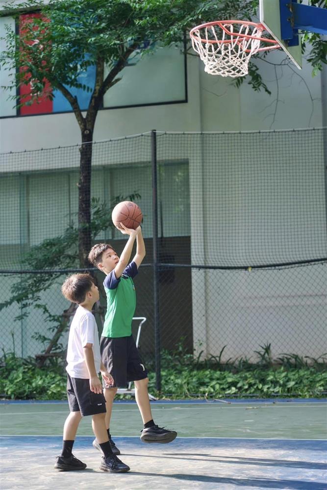 Con trai Đan Lê mới 13 tuổi đã cao lớn bằng mẹ, bí quyết từ thói quen hằng ngày mà ai cũng làm được!-6