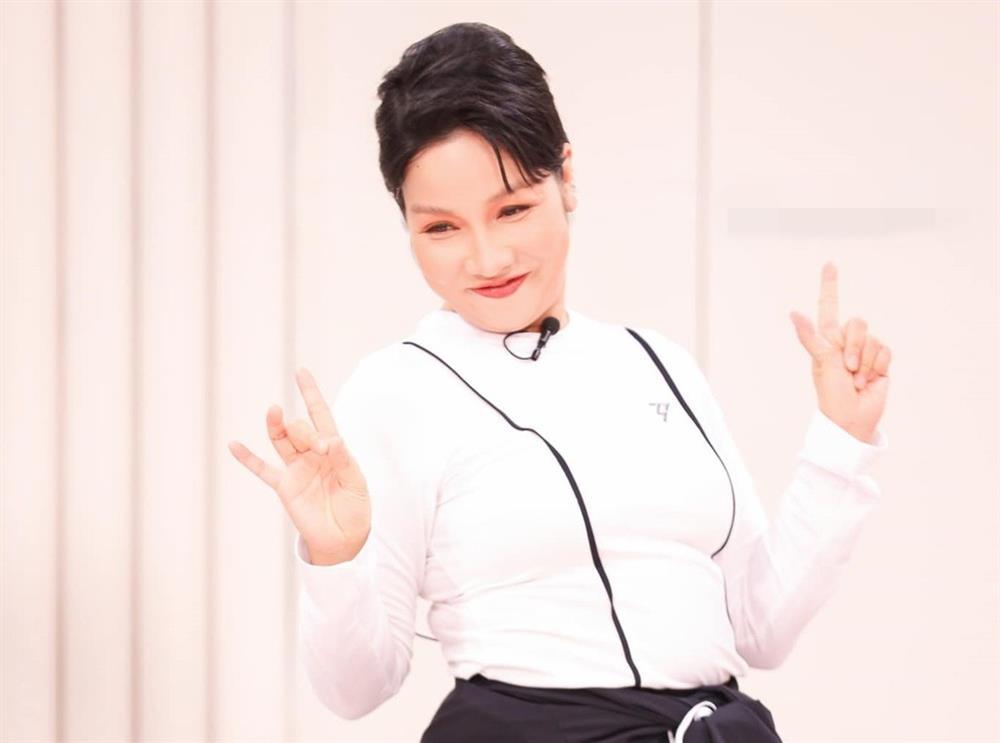 Lý giải sức hút Mỹ Linh ở Chị Đẹp: Lăn xả hết mình, thành meme gây cười-8