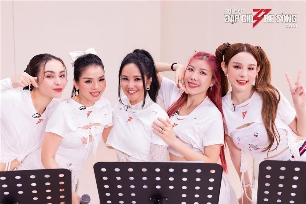 Suy ngẫm khác về ồn ào của chị đẹp Lệ Quyên và Trang Pháp-1