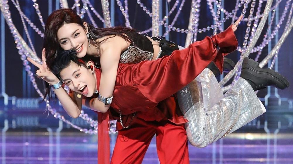 Suy ngẫm khác về ồn ào của chị đẹp Lệ Quyên và Trang Pháp-4