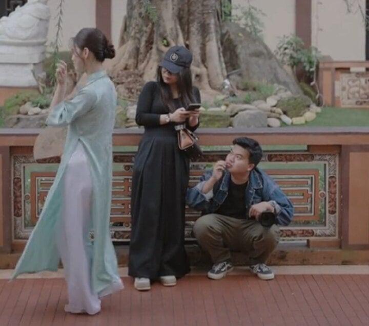 Hài hước những kiếp nạn khi chụp áo dài Tết của giới trẻ-9