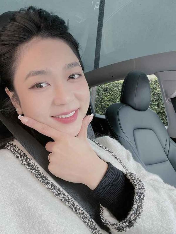 Hà Thanh Xuân khoe nhan sắc xinh đẹp ở độ tuổi U40-1