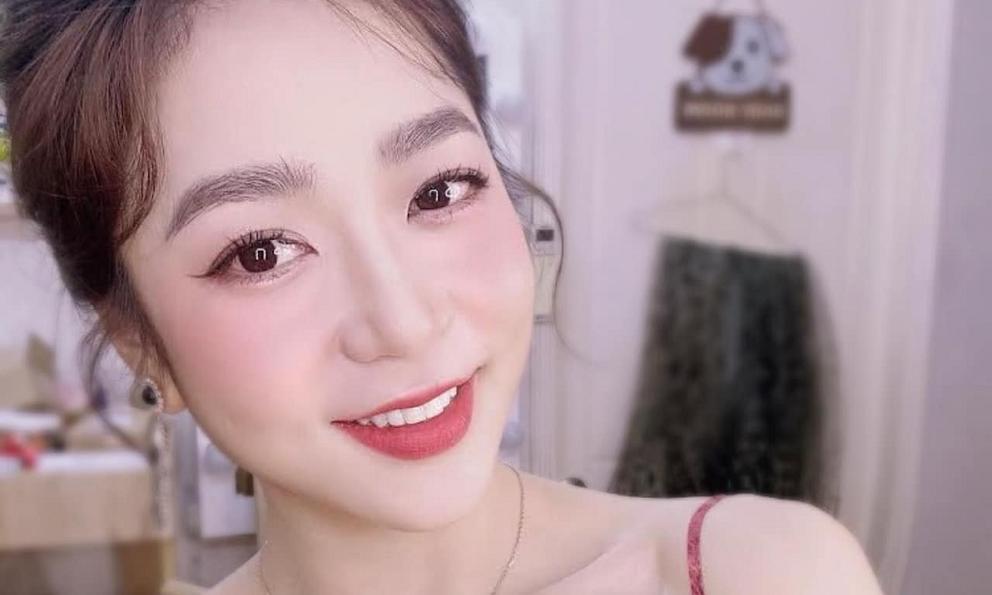 Hà Thanh Xuân khoe nhan sắc xinh đẹp ở độ tuổi U40-4