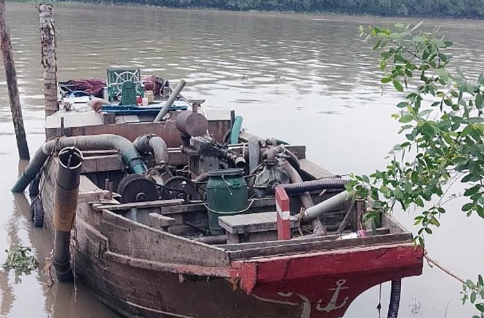 Diễn biến mới vụ đại úy công an bị đứt lìa 2 chân khi bắt cát tặc-2