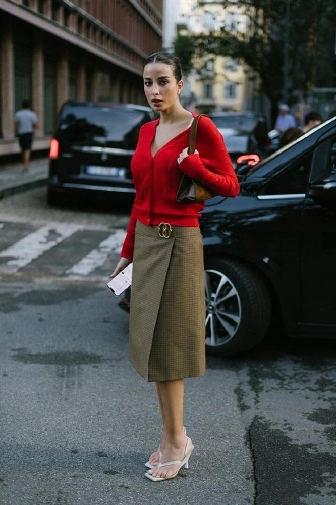 5 kiểu phối đồ công sở ngày đông cho quý cô sành điệu-3