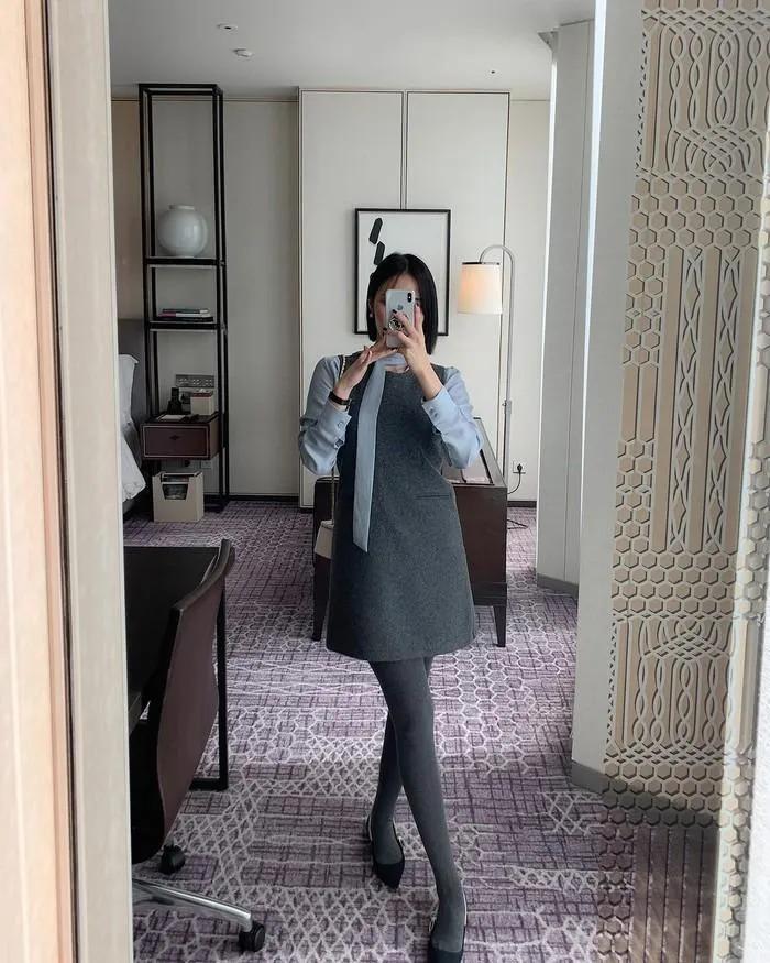 10 cách phối đồ với váy hai dây trẻ trung trong dịp Tết-3