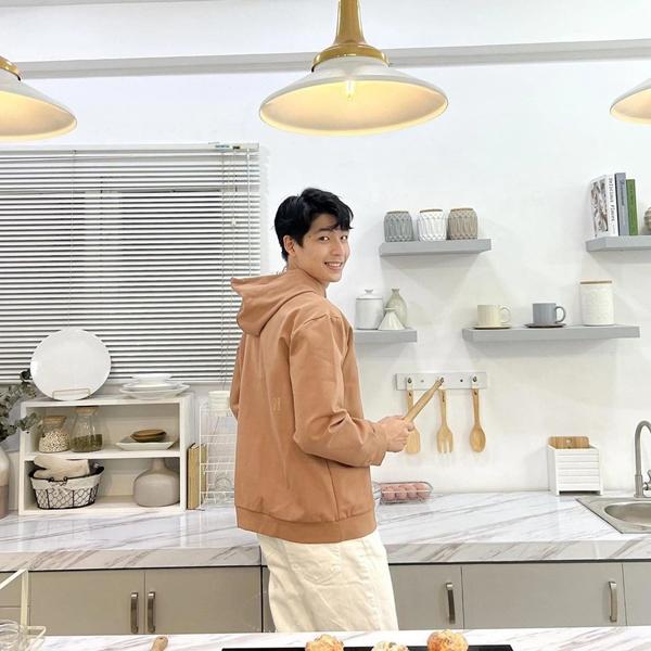 Quốc Anh Chúng Ta Của 8 Năm Sau: Hôn Hoàng Hà 15 lần, bị đồn yêu đàn chị-5