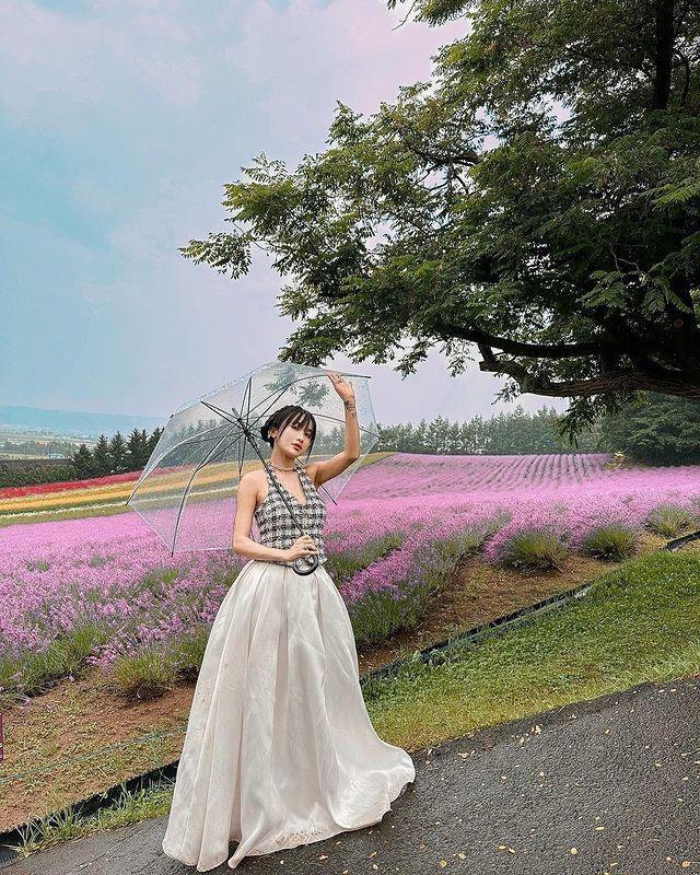 Vợ đại gia Minh Nhựa được chồng cho 4 tỷ tiêu Tết, ngoài đời ăn mặc cực nóng bỏng-3