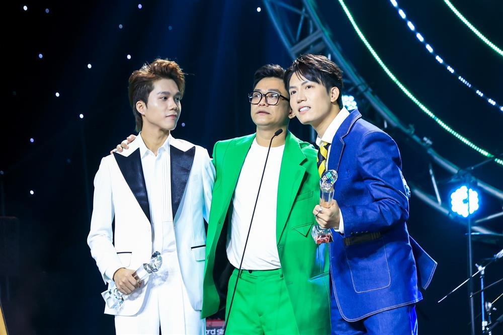 Làn Sóng Xanh 2023: Văn Mai Hương là ca sĩ của năm, Tăng Duy Tân càn quét nhiều giải-4