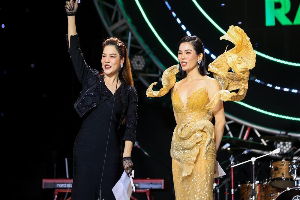 Làn Sóng Xanh 2023: Văn Mai Hương là ca sĩ của năm, Tăng Duy Tân càn quét nhiều giải-11
