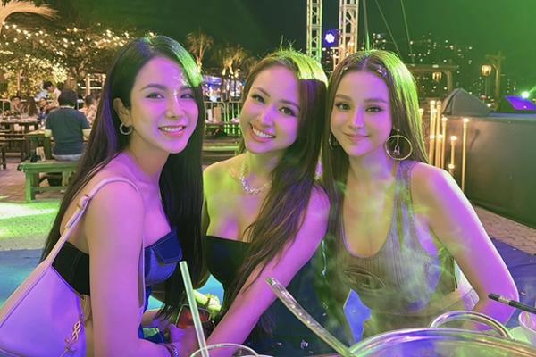 Dàn hot girl Hà thành cùng thời với MC Mai Ngọc giờ ra sao?-17