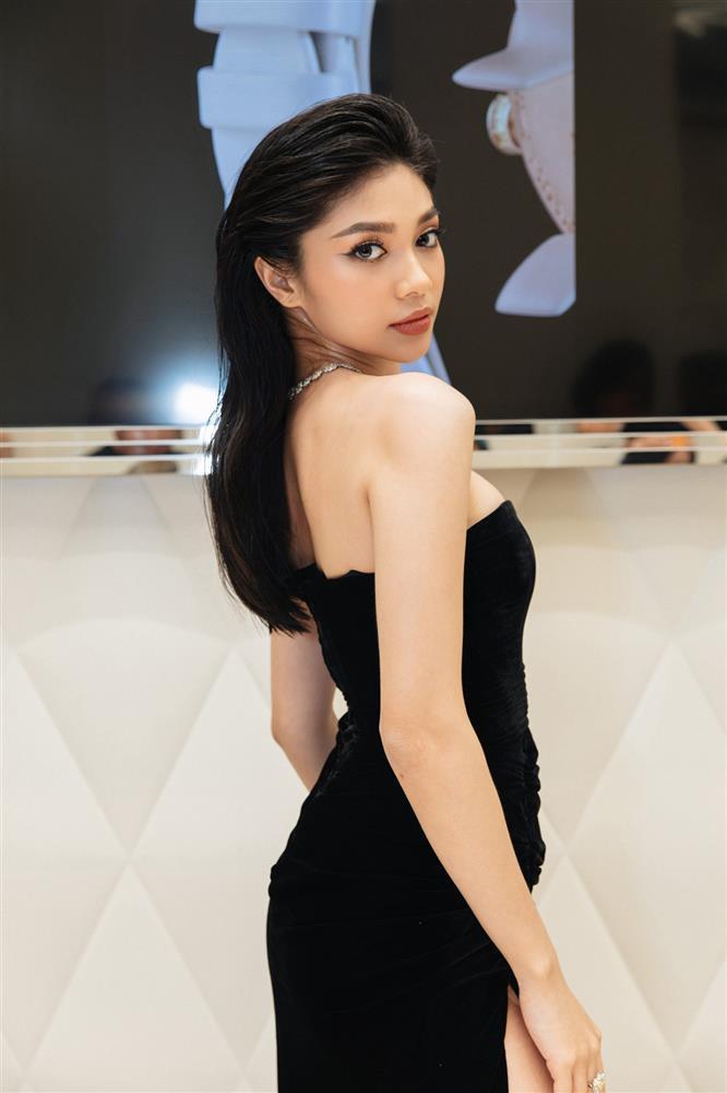 Hoa hậu Đoàn Thiên Ân đọ nhan sắc với Á hậu Minh Kiên trong 1 khung hình-3