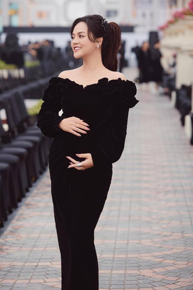 Showbiz Việt: Những mỹ nhân là mẹ đơn thân!-8