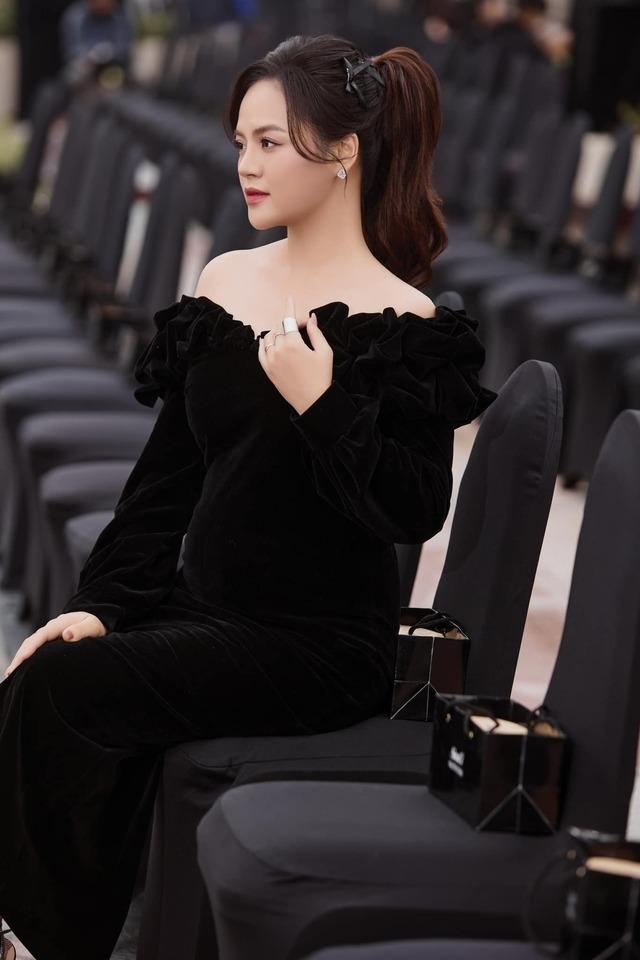 Showbiz Việt: Những mỹ nhân là mẹ đơn thân!-9