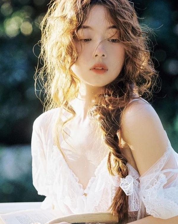 Tử vi thứ Sáu 26/1/2024: Tỵ phú quý phát tài, Ngọ giàu sang bám gót, Thân thu về bạc tỷ-2