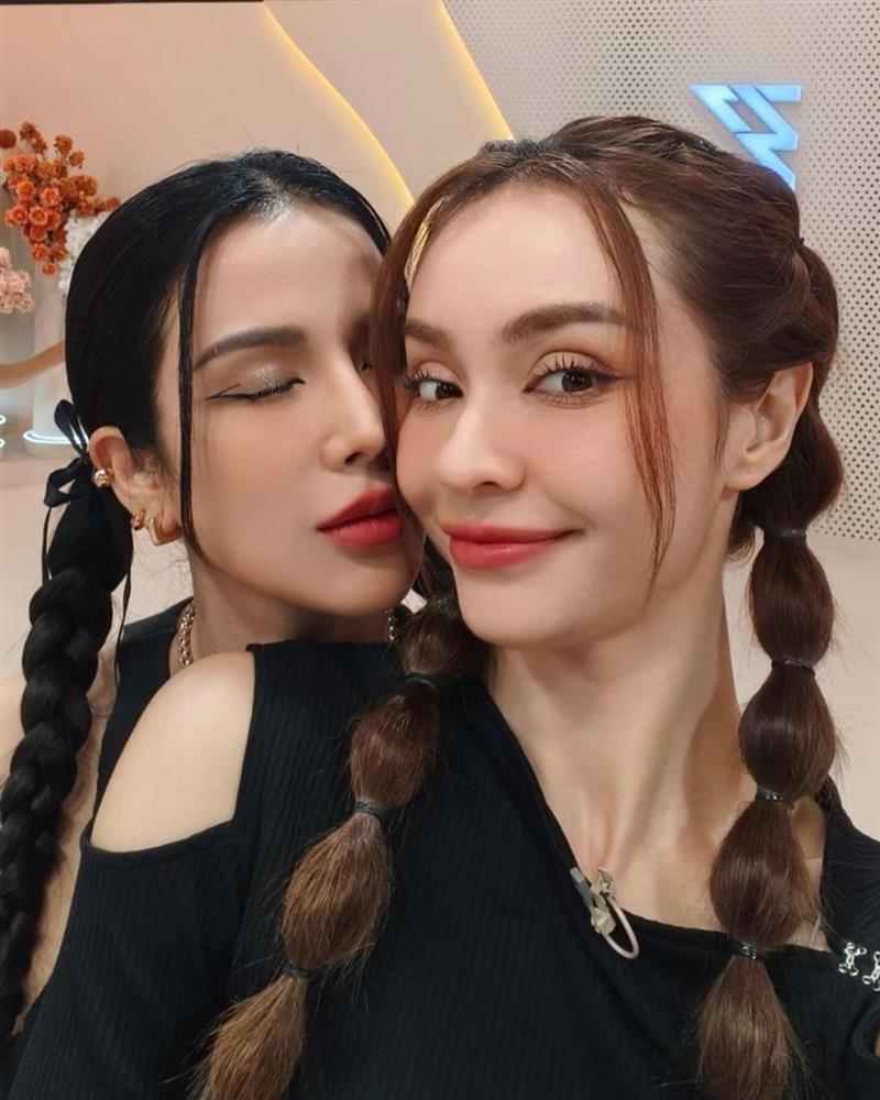 Công sức của chị đẹp MLee đổ sông, đổ biển-5