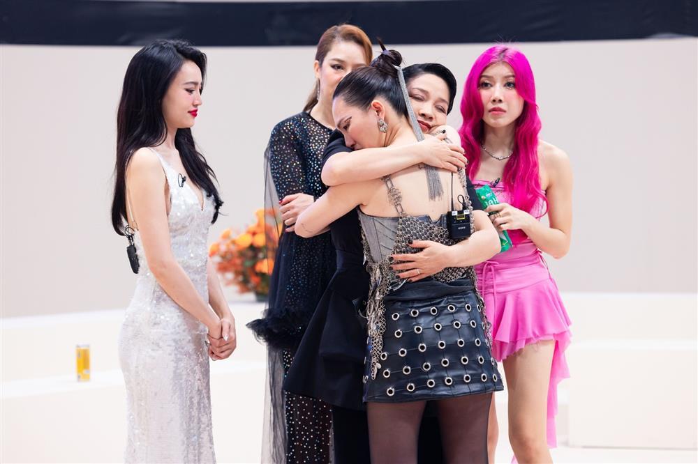 Diva Mỹ Linh: Các chị đẹp còn lại xì xào về Trang Pháp-1