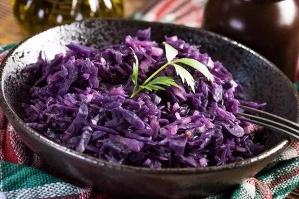 Bắp cải ngon, bổ nhưng đại kỵ với 4 nhóm người này-2