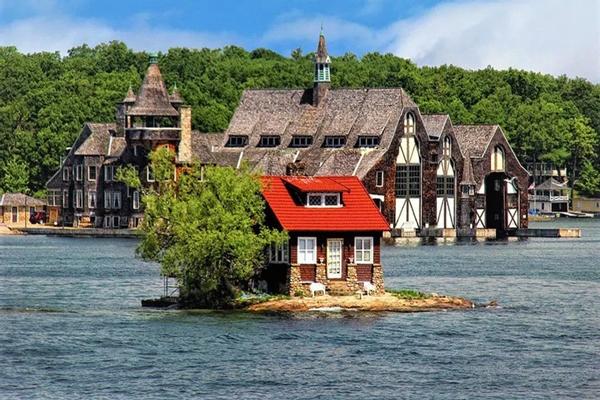 Hòn đảo nhỏ nhất thế giới có sự sống, chỉ đủ sức chứa 1 người duy nhất-3