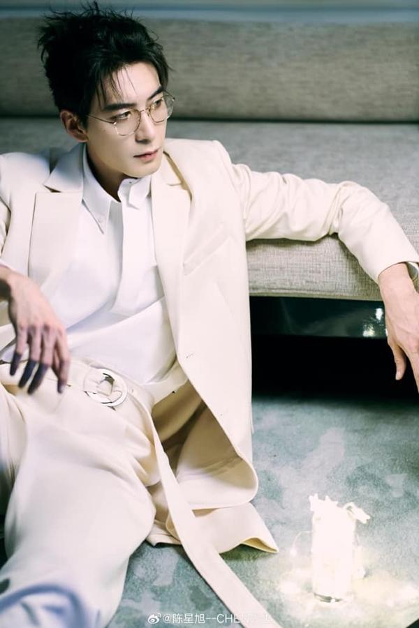 Tổng tài mới nổi Trần Tinh Húc soán ngôi Thời Yến của Vương Hạc Đệ trong Dĩ Ái Vi Doanh-15