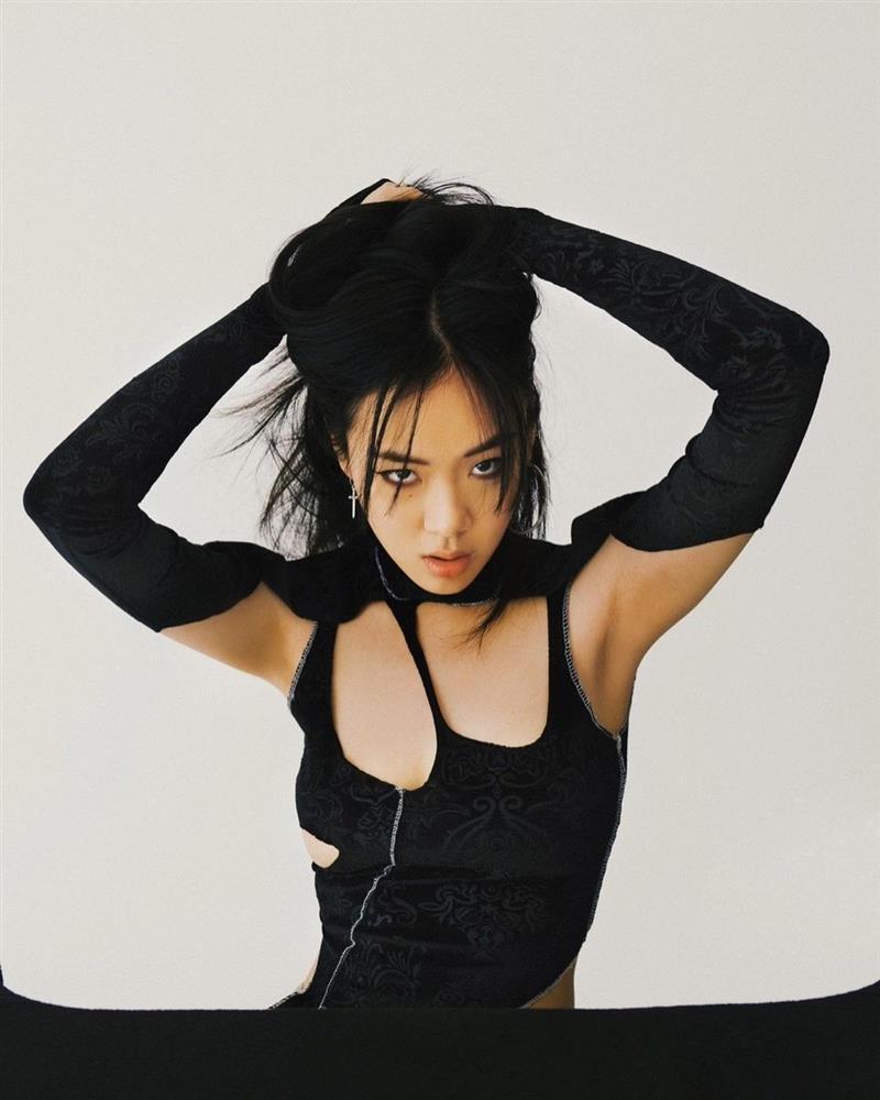 Jennie (BlackPink) sexy nhưng vẫn thua một người-2