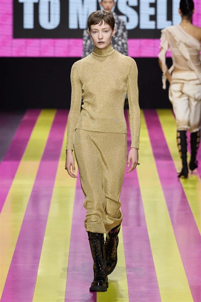 5 kiểu giày boots dễ bị lỗi mốt trong thời gian tới-6