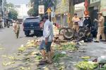 Tai nạn liên hoàn ở Hà Nội, 6 ô tô dồn toa hư hỏng nặng-5